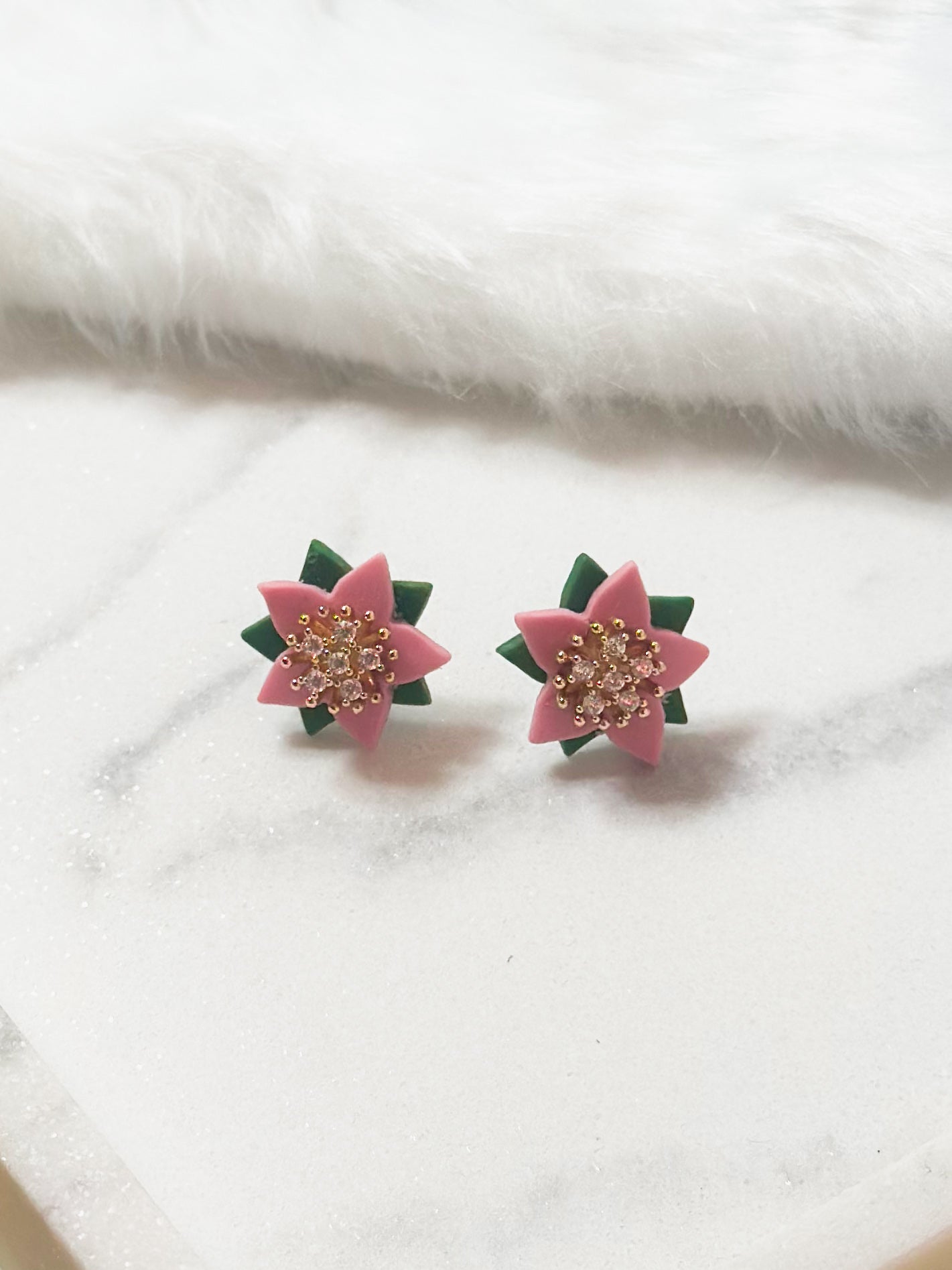 HOLIDAY: POINSETTIA STUDS