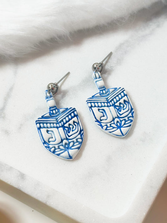 HOLIDAY: DREIDEL EARRINGS