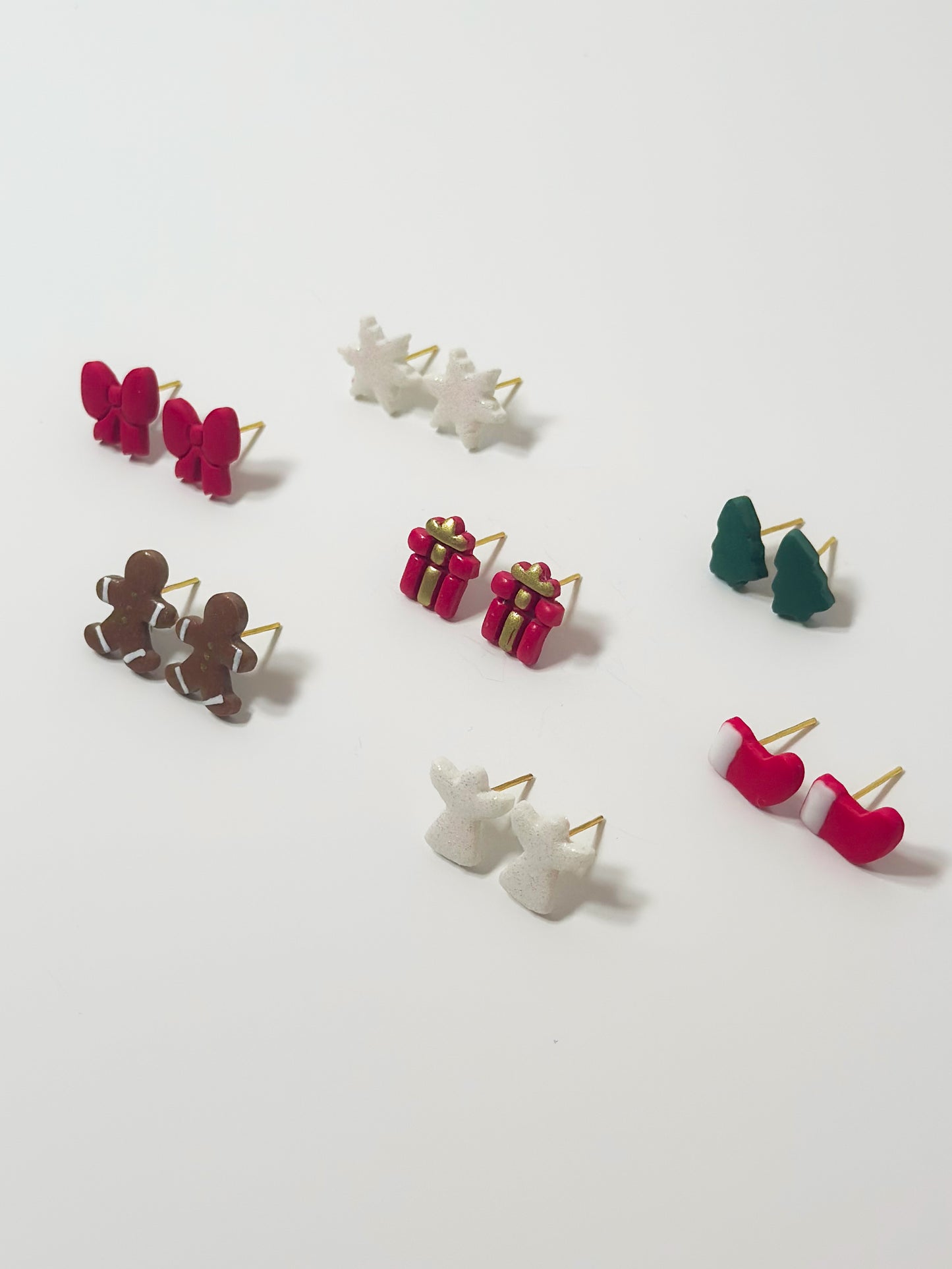 HOLIDAY: FESTIVE STUD EARRINGS