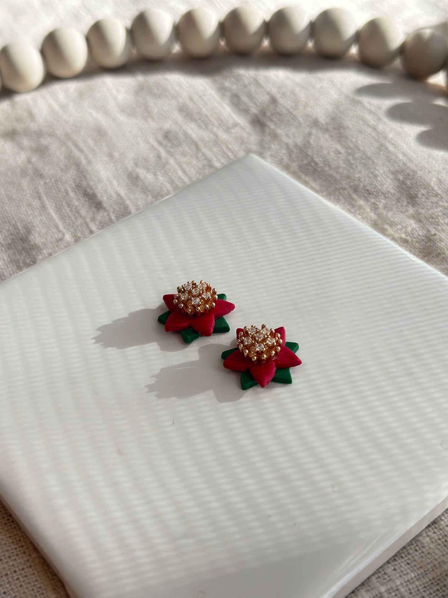 POINSETTIA STUDS