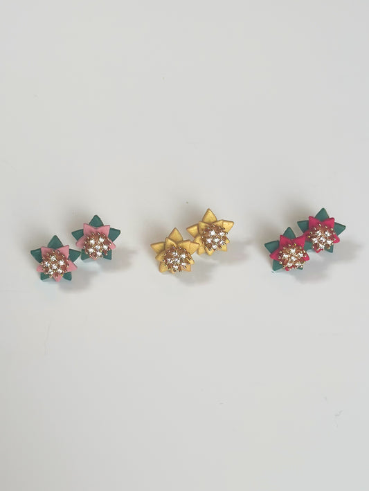 HOLIDAY: POINSETTIA STUDS